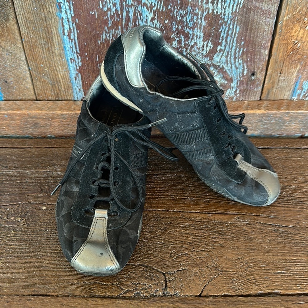 Coach Katelyn Black Sneakers Size 6.5